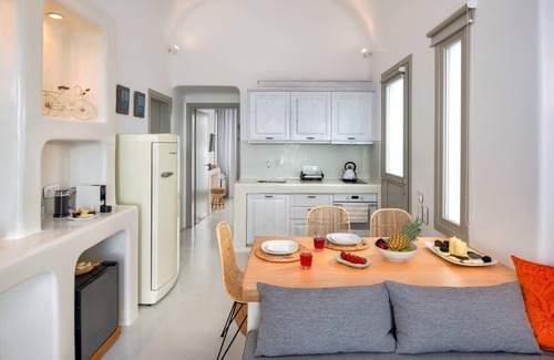 Megalochori Villa | Milestone Villas