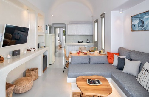 Megalochori Villa | Milestone Villas