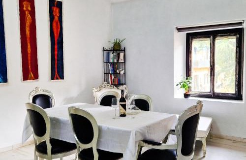 Santa Croce Apartment | Milla Apartment in art deco villa