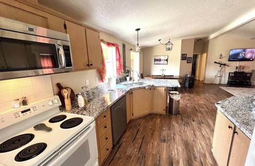 Black Canyon City House | Million Dollar Mountain Views amazing Hilltop Home close to Hiking & Attractions