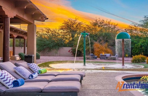 Cactus Acres House | Million Dollar Resort Backyard Volleyball Spshpad