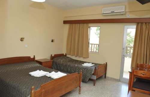Kakopetria Hotel | Minaides Hotel