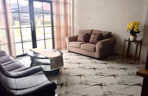 Payakumbuh House | Minamo Homestay Modern Tengah Kota Payakumbuh