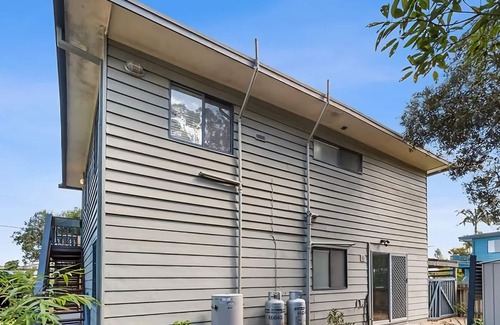 Tomakin House | Mindil Arch - walk to the beach