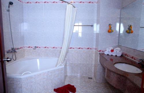 Xuyen Moc Resort | Minera Hot Springs Binh Chau