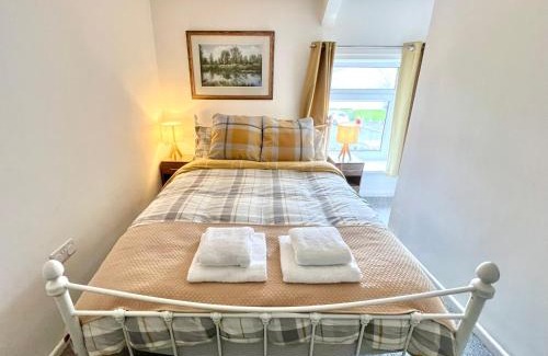 Trecynon House | Miners cottage(1840)Nr. Brecon,Tower Zip & Bike Pk
