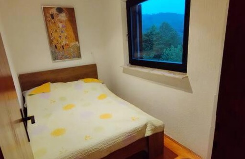Podcetrtek House | Mini hiška v objemu vinograda