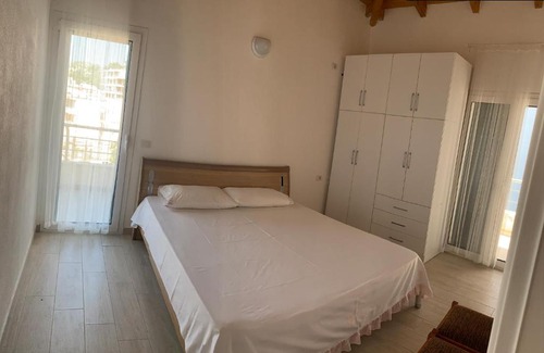 Vlore Apartment | Mini Penthouse Olympe Mavrovë