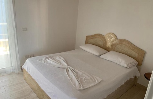 Vlore Apartment | Mini Penthouse Olympe Mavrovë