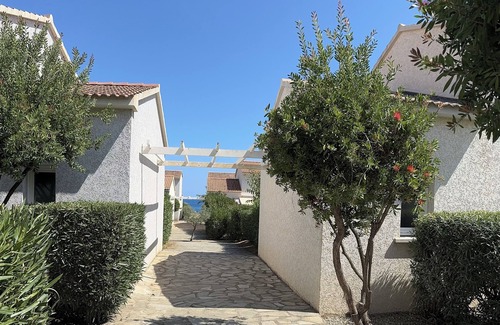 Prunete House | Mini Villa Cosy Accès à Pieds Piscine et Plage. Idéale Pour Découvrir la Corse