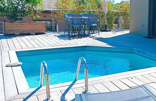 Bonifacio House | Mini villa standing
