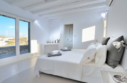 Kanalia Villa | Minimal Villa, Little Venice view, private pool, luxurious