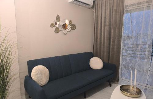 Alexandroupoli Apartment | MinimalHome Apartment