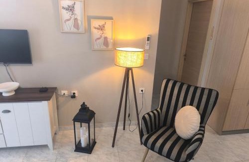 Alexandroupoli Apartment | MinimalHome Apartment