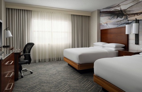 Brooklyn Park Hotel | Minneapolis Marriott Northwest Hotel & Conference Center