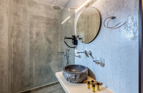 Agriles House | Minos Country Living Hannah Maria Suite