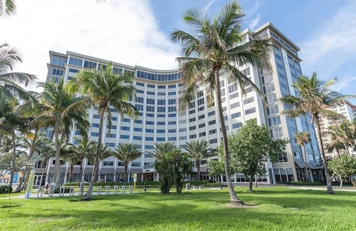 East Fort Lauderdale Hotel | Minutes Away from Riverwalk Fort Lauderdale! 4 Contemporary Rooms w/Ocean Views