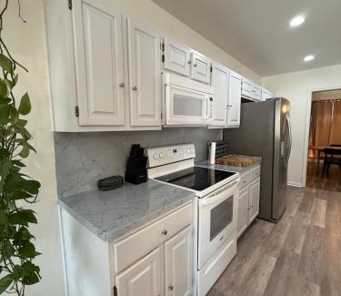 San Antonio House | Minutes from Sea World and Fiesta Texas
