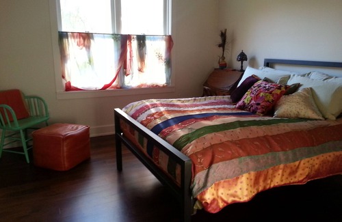 High Falls House | Minutes to Mohonk and Minnewaska in upstate New York's Catskill Region.