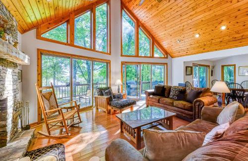 McHenry Ski Chalet | Mirabella Eclano