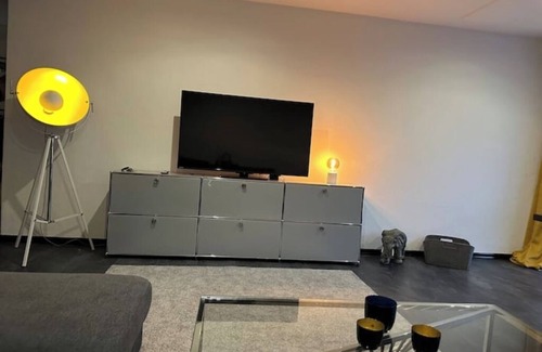 Leonberg Condo | Miracle House Leonberg: