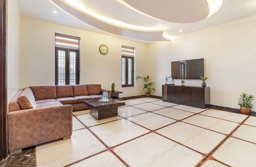 Noida Hotel | MIRANDA by AKAMA STAYS