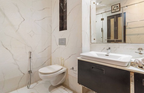 Noida Hotel | MIRANDA by AKAMA STAYS