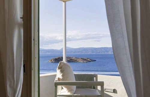 Hydra Villa | Mirkella - Six Bedroom Villa, Sleeps 12