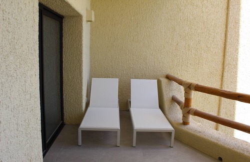 Cabo Bello Condo | Misiones del Cabo 4206. 1BR Completely Remodeled Ocean View Condo!