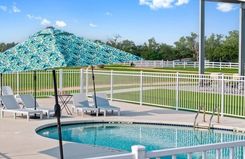 Willow City House | Miss Mary Longbottom - Glamping, Pool & Fireplace