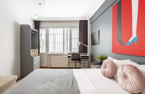 Osmanbey Apartment | Missafir Exclusive and Central Flat in Nisantasi