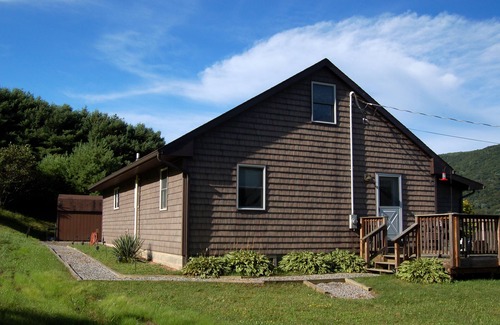 Driftwood Cabin | Misty Pines Whitetail- Lodging With A Marvelous View In Elk Country.