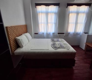 Gjirokaster House | MiziriGuestHouse