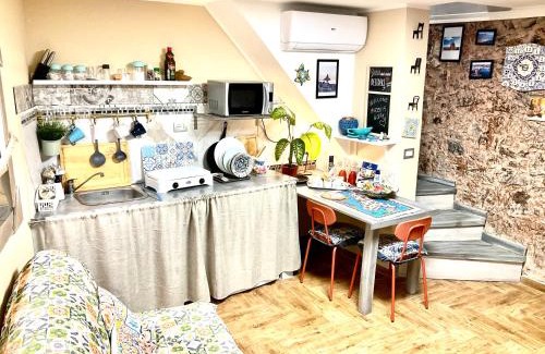 Old Town House | Mizzicahome SoleMare Catania