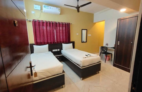 Bengaluru Hotel | MK GRANDE