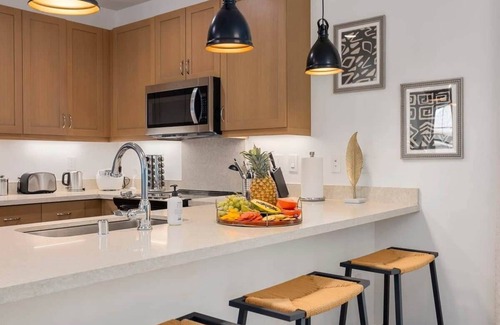 Makaha Valley House | @ML - Nohea Stylish Home w/Perks I Near Top Sight