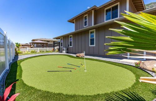 Makaha Valley House | #ML Ocean view, Golf, Gazebo and BBQ, we have all!