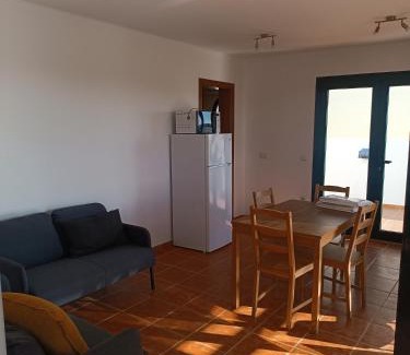 Corralejo Hostel | MOANA SURF HOUSE