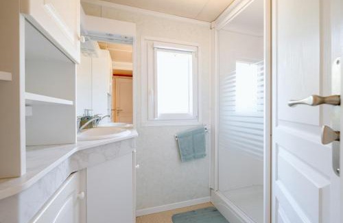 St-Georges-de-la-Riviere House | Mobile Home - 700m de la plage