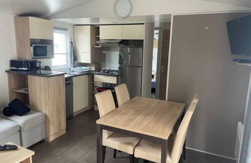Les Mathes House | Mobile-home 6/8 pers. in 4* campsite with swimming pool