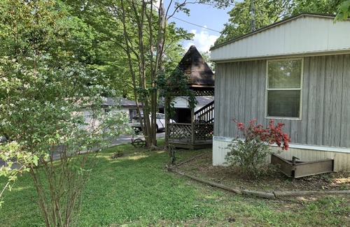 Springville House | Mobile home. Everything you need. Minutes to water