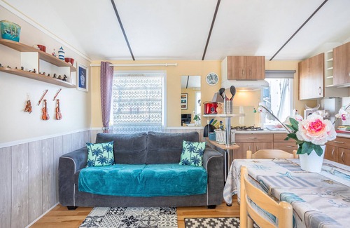 Saint-Hilaire-de-Riez RV Rental | Mobile Home 'Au Calme - Piscine' with Shared Pool and Private Terrace