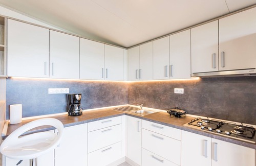 Tkon House | Mobile home Rock Rose 2 (14698-K1) - Tkon - island Pasman