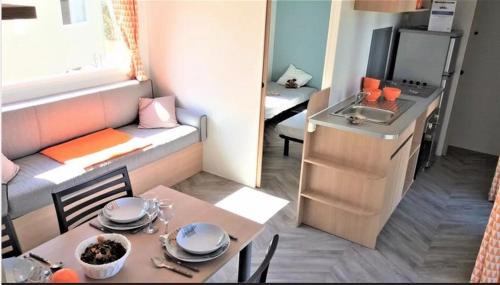 Coulanges Other | Mobilhome familial 3 chambres