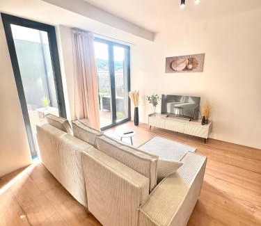 Banska Bystrica Apartment | Moderný apartmán so súkromnou terasou v centre mesta