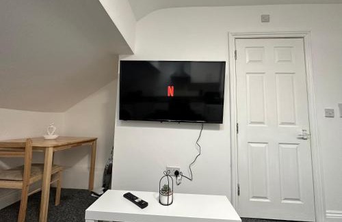 Ilkeston Apartment | Modern 1-Bed Apartment in Central Ilkeston