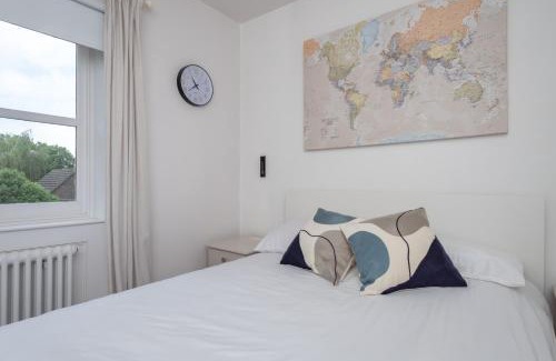 Sydenham Apartment | Modern 1BD with Private Outdoor Space in Sydenham