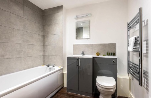 Rotherham Apartment | Modern 2 Bed Riverside Apartment with Balcony