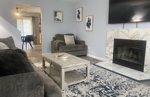 Normal House | Modern 2Bd/1.5Ba Duplex w/Garage