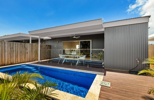 Cable Beach Villa | Modern 2BR, 2 BR Villa with Pool